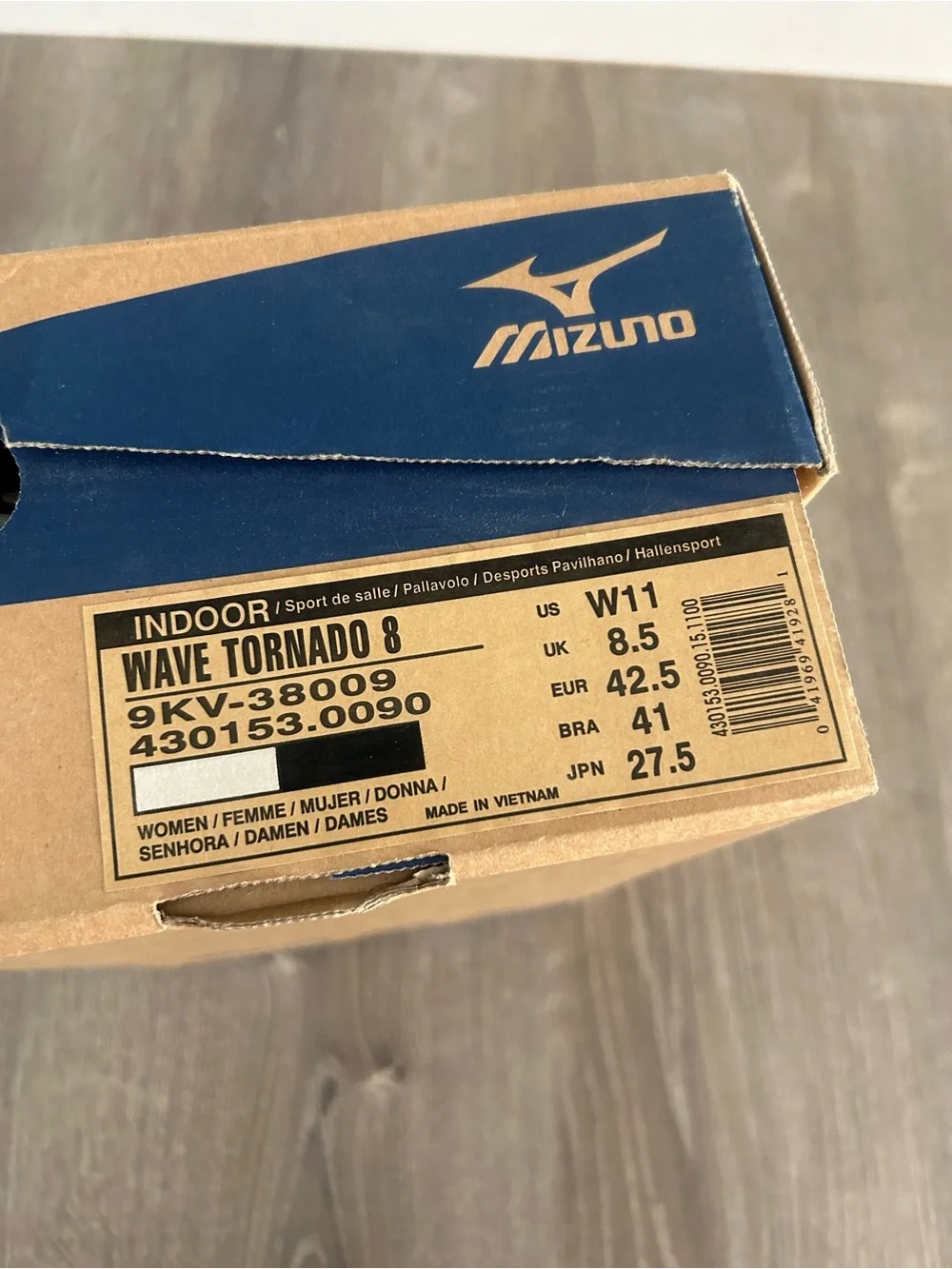 Brand new Mizuno Wave Tornado 8 Volleyball Shoes